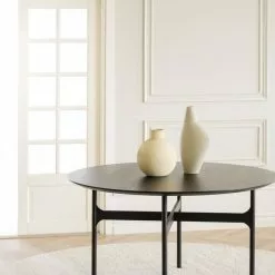 Rowico Colton Pyöreä Ruokapöytä 135 Cm, Musta.