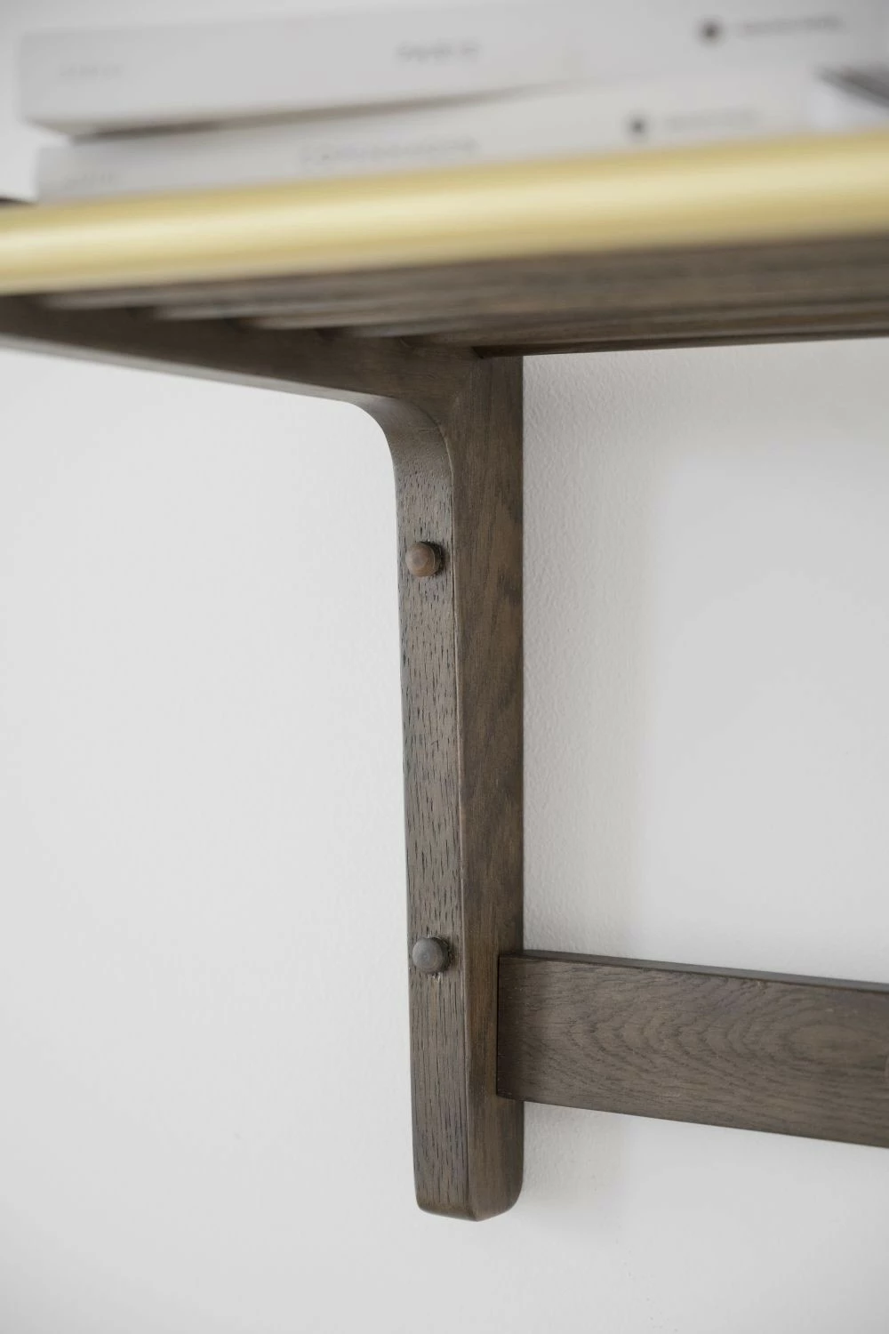 Rowico Inverness Hattuhylly 45 Cm Ruskea - Image 4