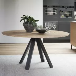 Rowico Carradale Pyöreä Ruokapöytä 150 Cm Tammi / V-jalka